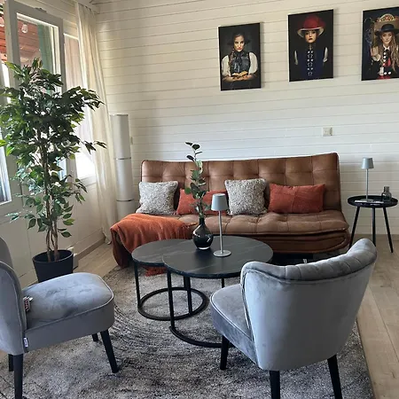 Panorama-maisonette Schwarzwald I Pool & Terasse Apartamento *